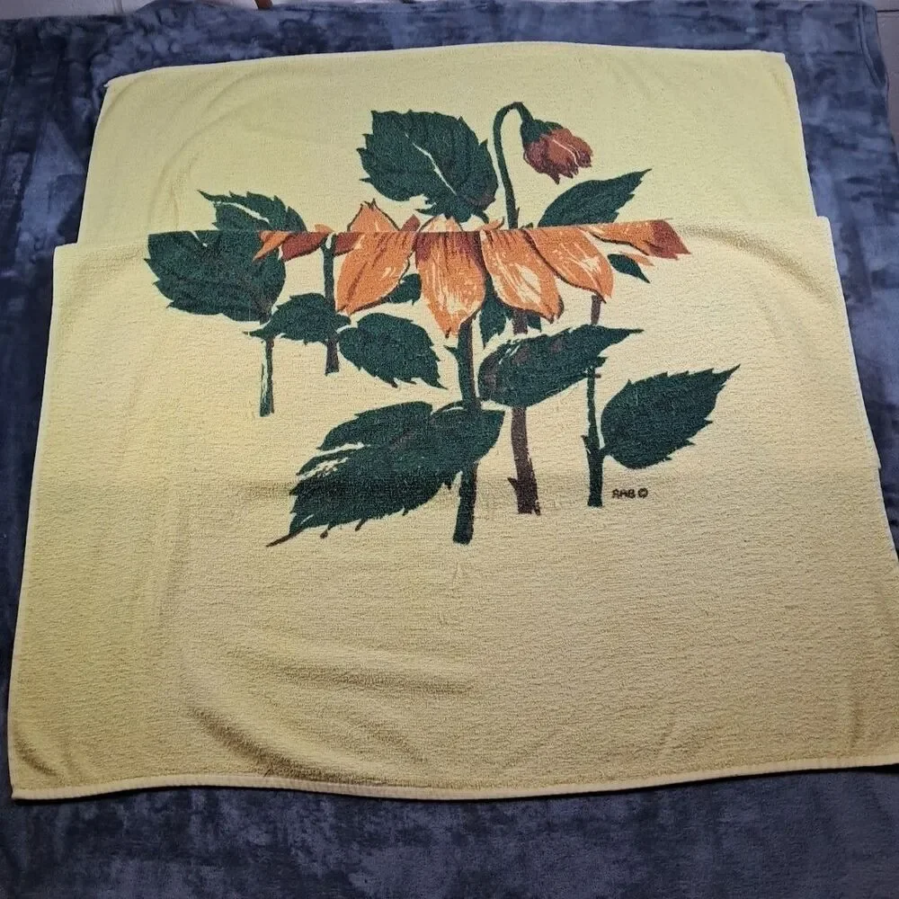 Vtg Sunflower Large Beach Towel Cannon 64.5